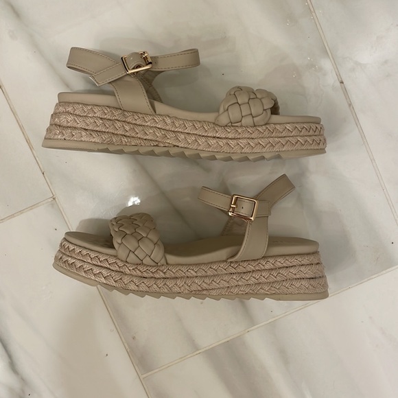 Nude sandals - Picture 4 of 5